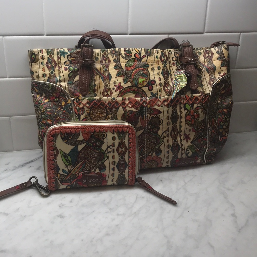 Sakroots purse and wallet